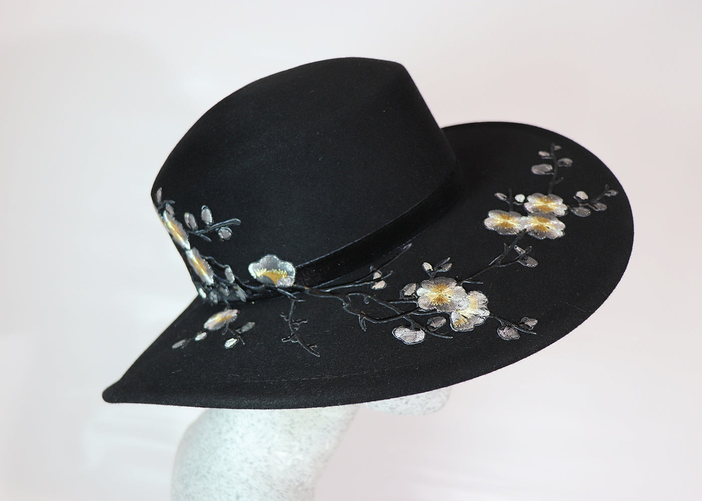 Felt hat black silver flowers