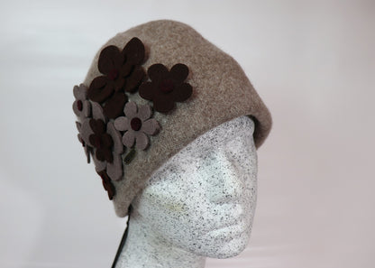 Wool beanie with felt flowers