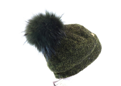 Boucle Beanie olivgrün mit Fuchsbommel - Hutmanufaktur Hanni-Modelle