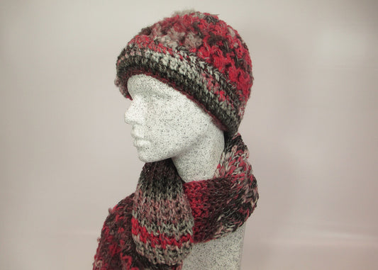 Strickgarnitur - modische Mütze mit Schal - Hutmanufaktur Hanni-Modelle