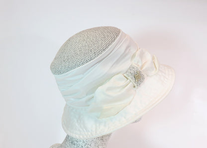 Cloth hat - cream - white bell