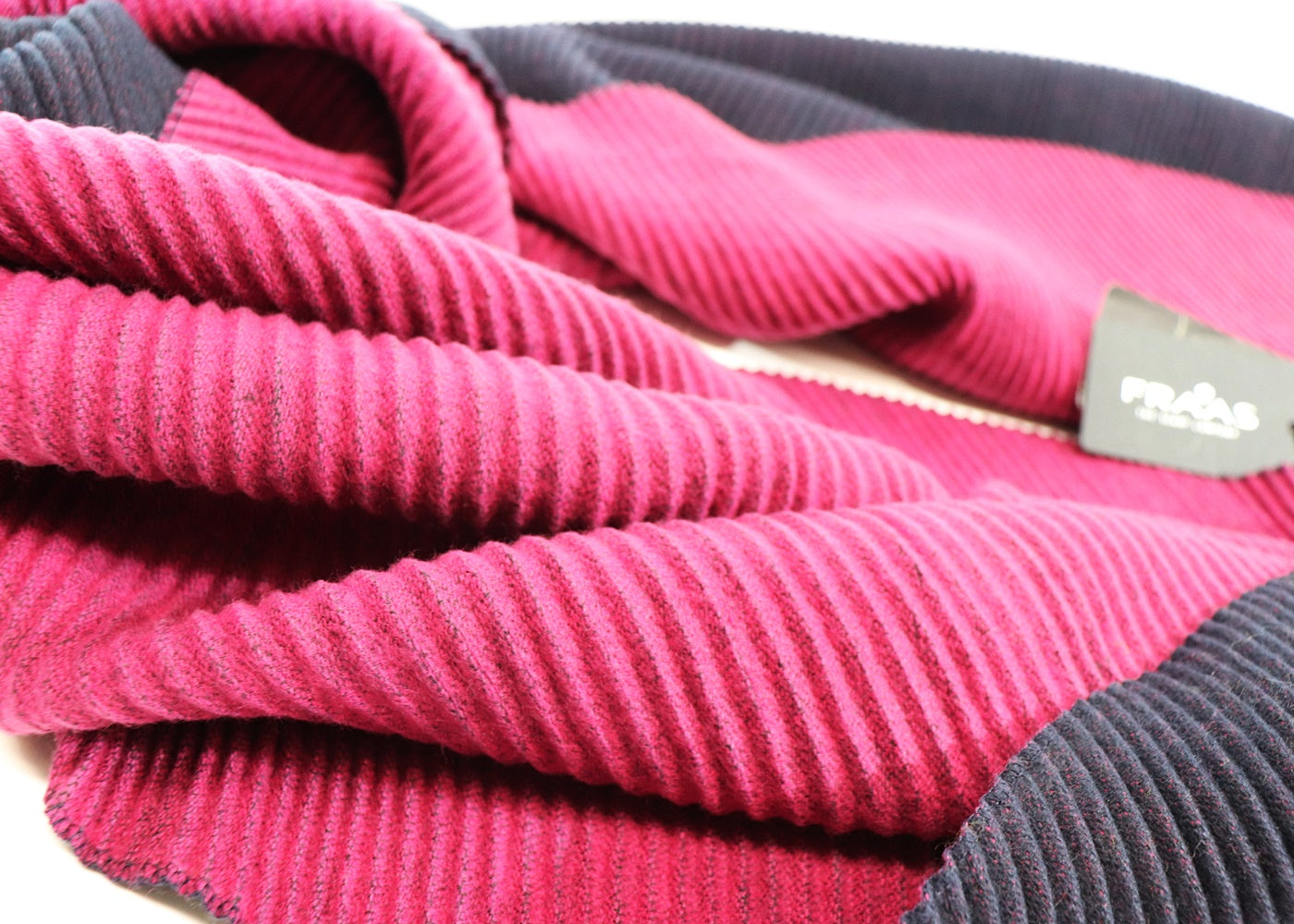 Plisee` Schal  pink-lila - Hutmanufaktur Hanni-Modelle